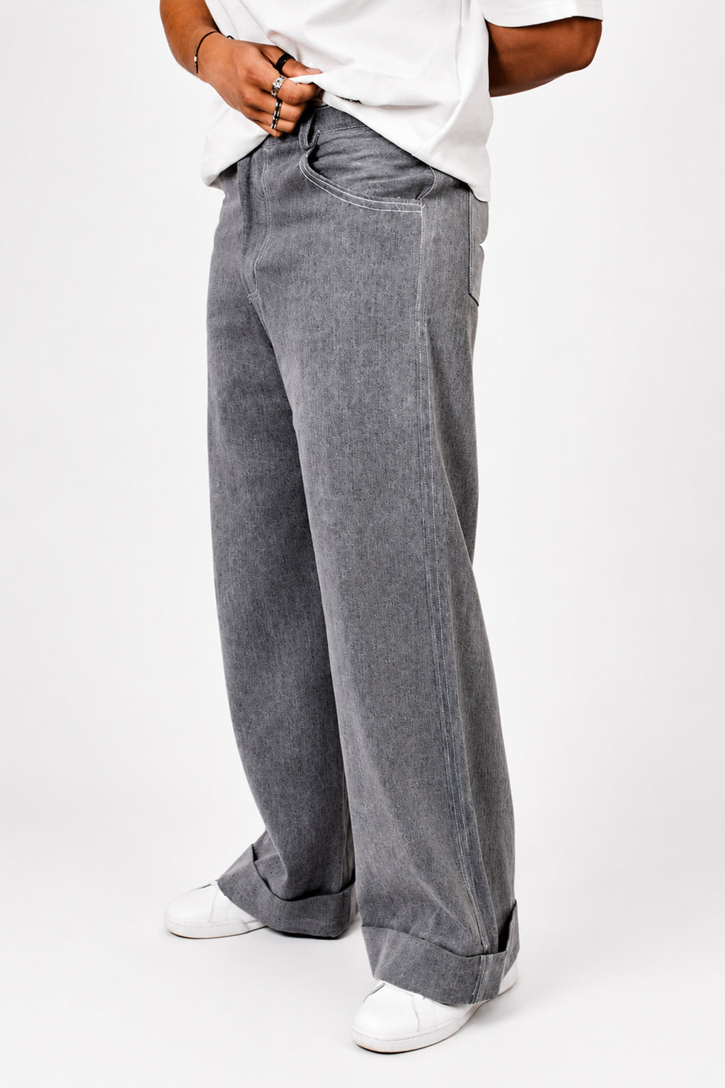SIGNATURE GREY DENIM PANTS ByCORTÉS