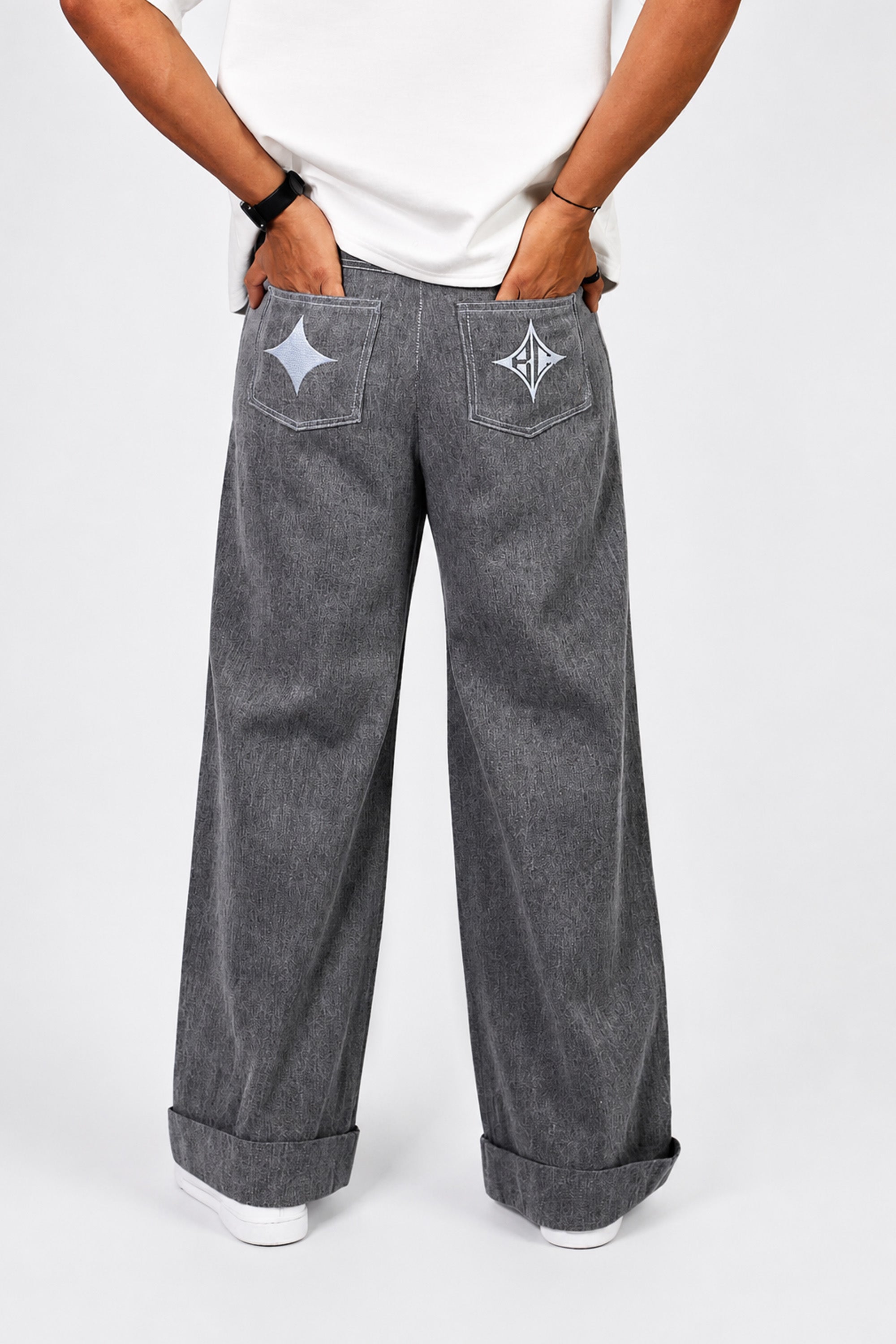 SIGNATURE GREY DENIM PANTS ByCORTÉS